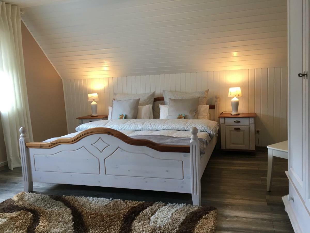 Casa Carlotta - Keine Monteure Villa ลางเกลส์ไฮม์ ภายนอก รูปภาพ